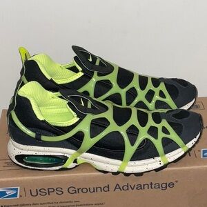 NIKE AIR KUKINI BLACK VOLT LACELESS SPIDERY CAGE SIZE 9.5 BRAND NEW